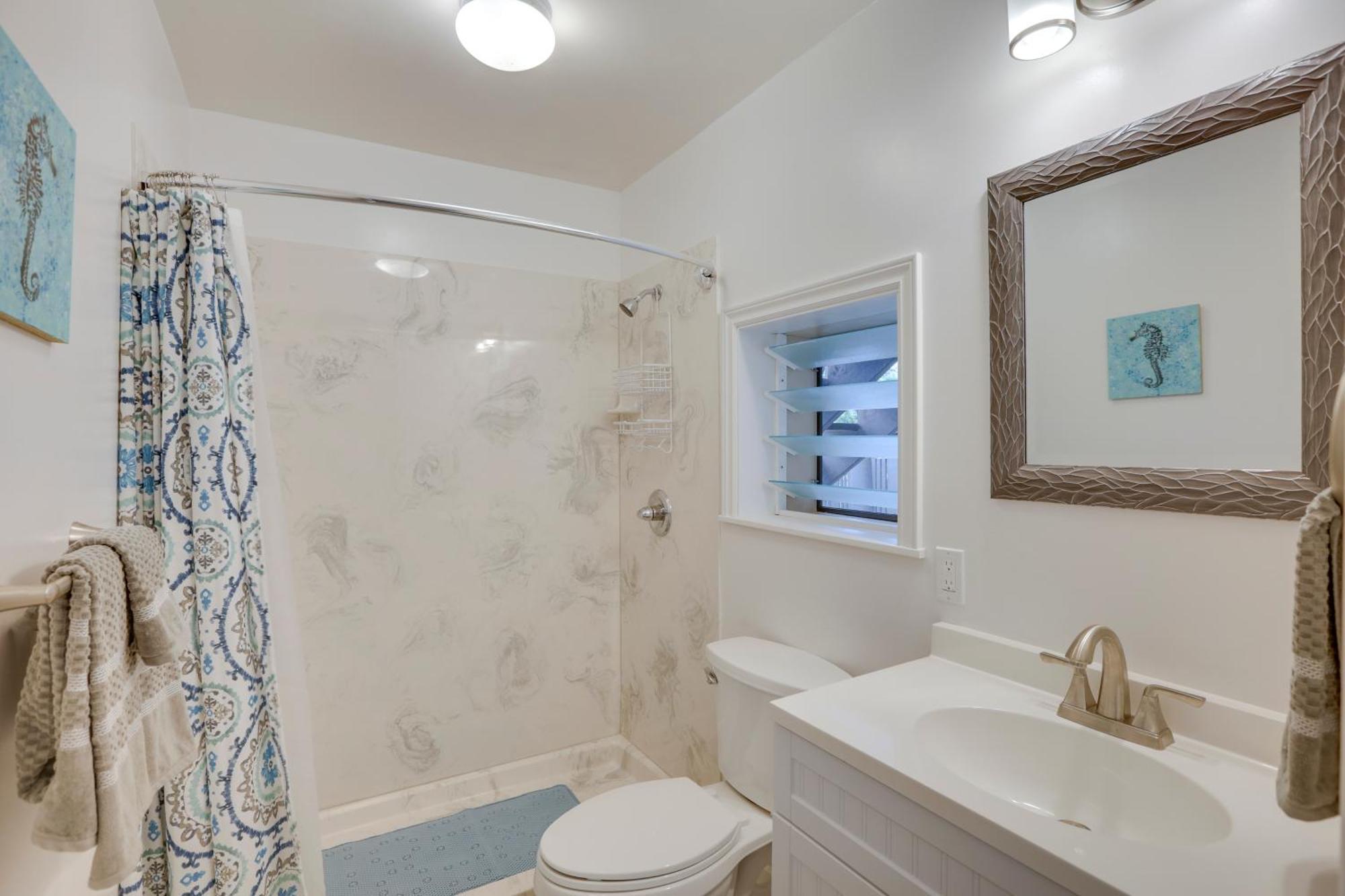Cozy Honolulu Retreat With Pool Access, Near Beaches Waimanalo Exterior photo