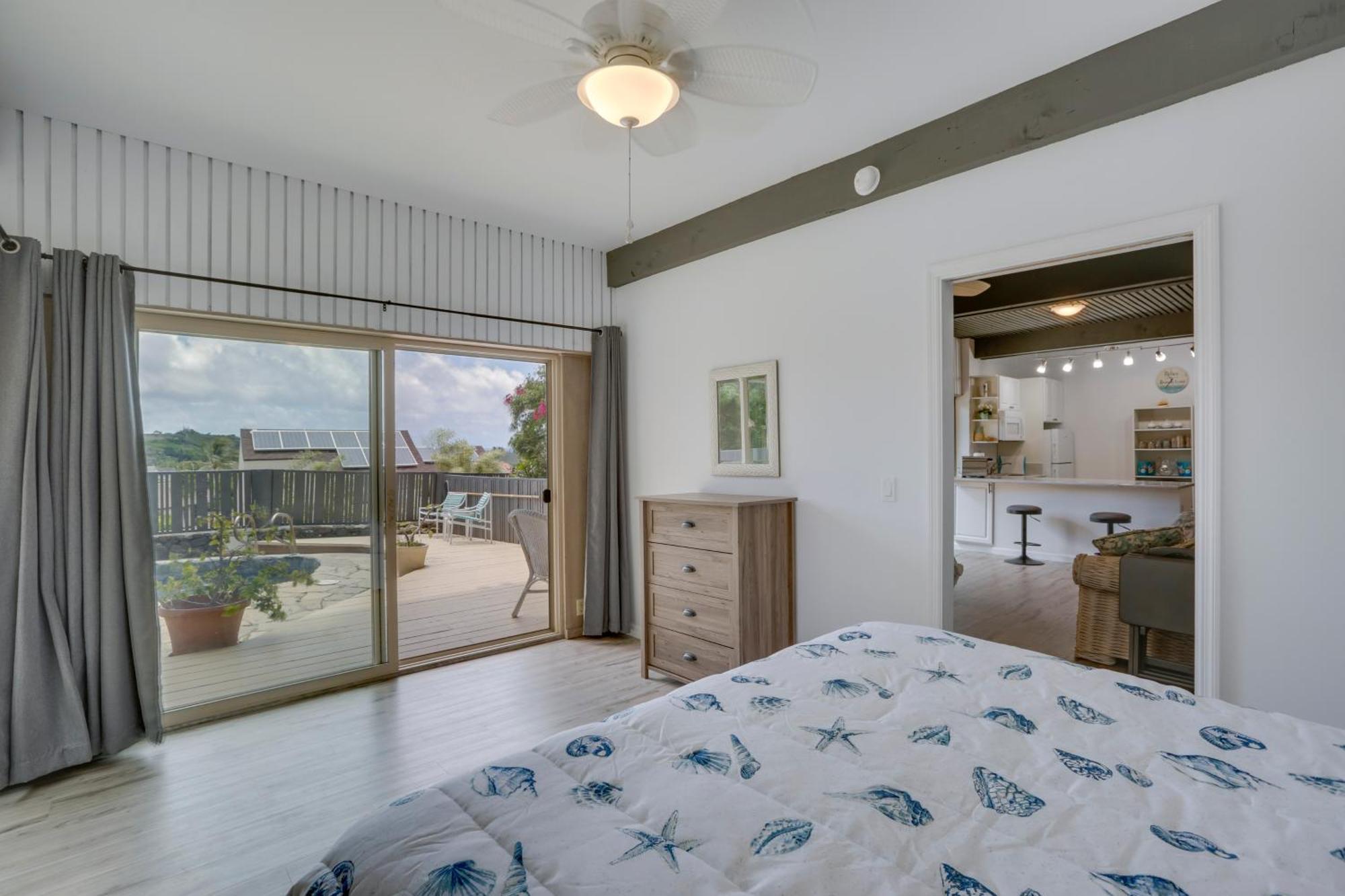 Cozy Honolulu Retreat With Pool Access, Near Beaches Waimanalo Exterior photo