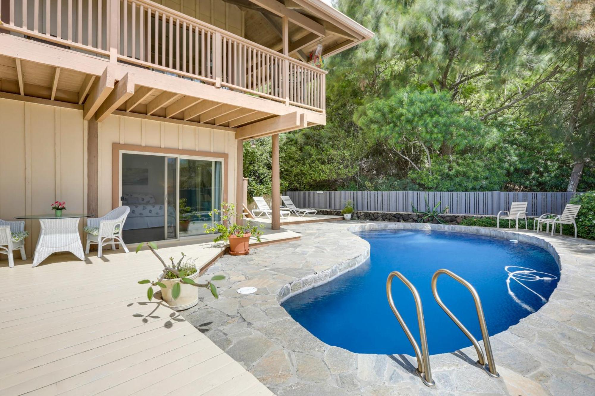 Cozy Honolulu Retreat With Pool Access, Near Beaches Waimanalo Exterior photo